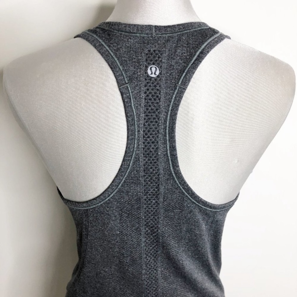 Lululemon Swiftly Tech‎ Racerback Heathered Black 6 - Picture 4 of 8